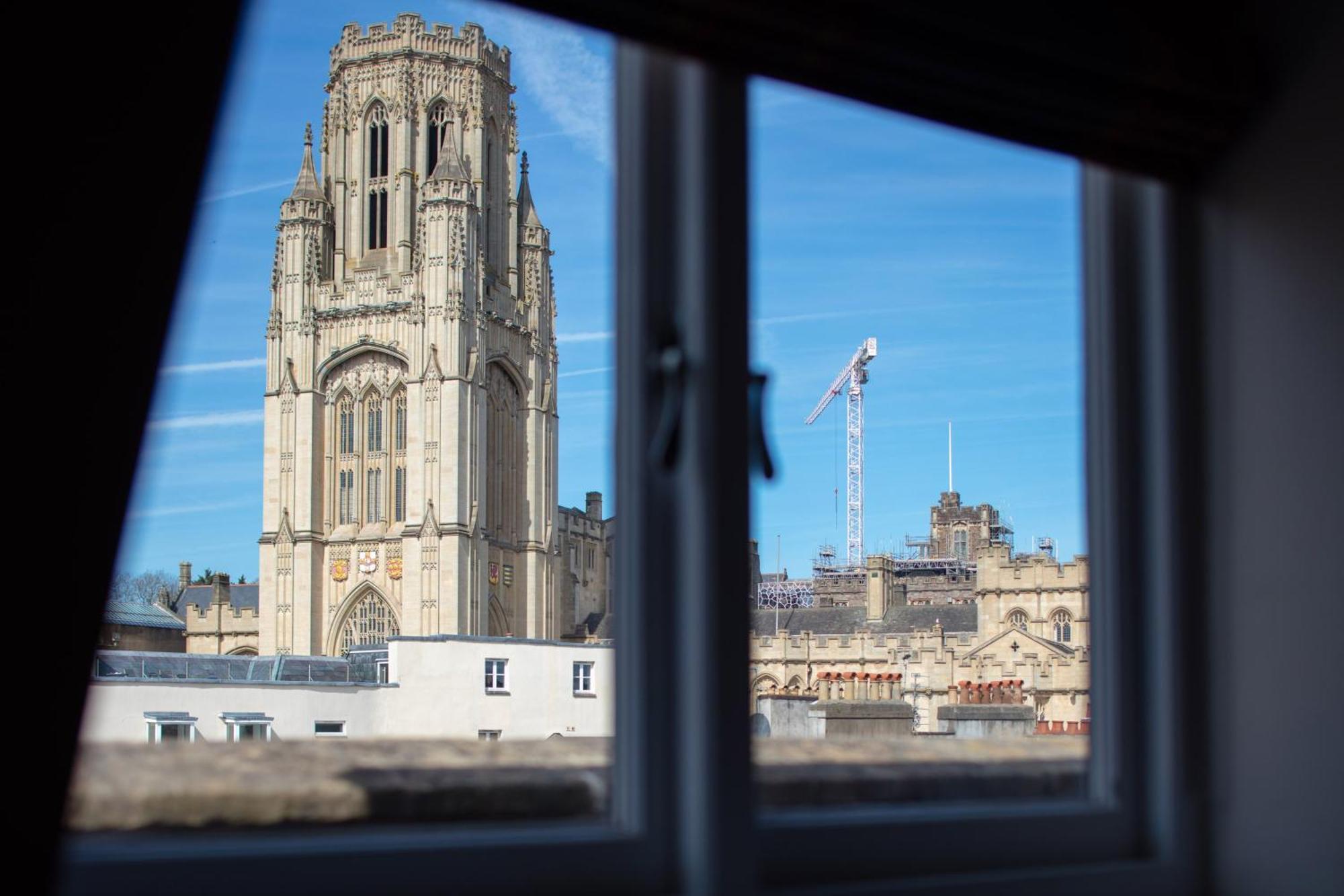 Charlotte Rise Bristol Quarto foto